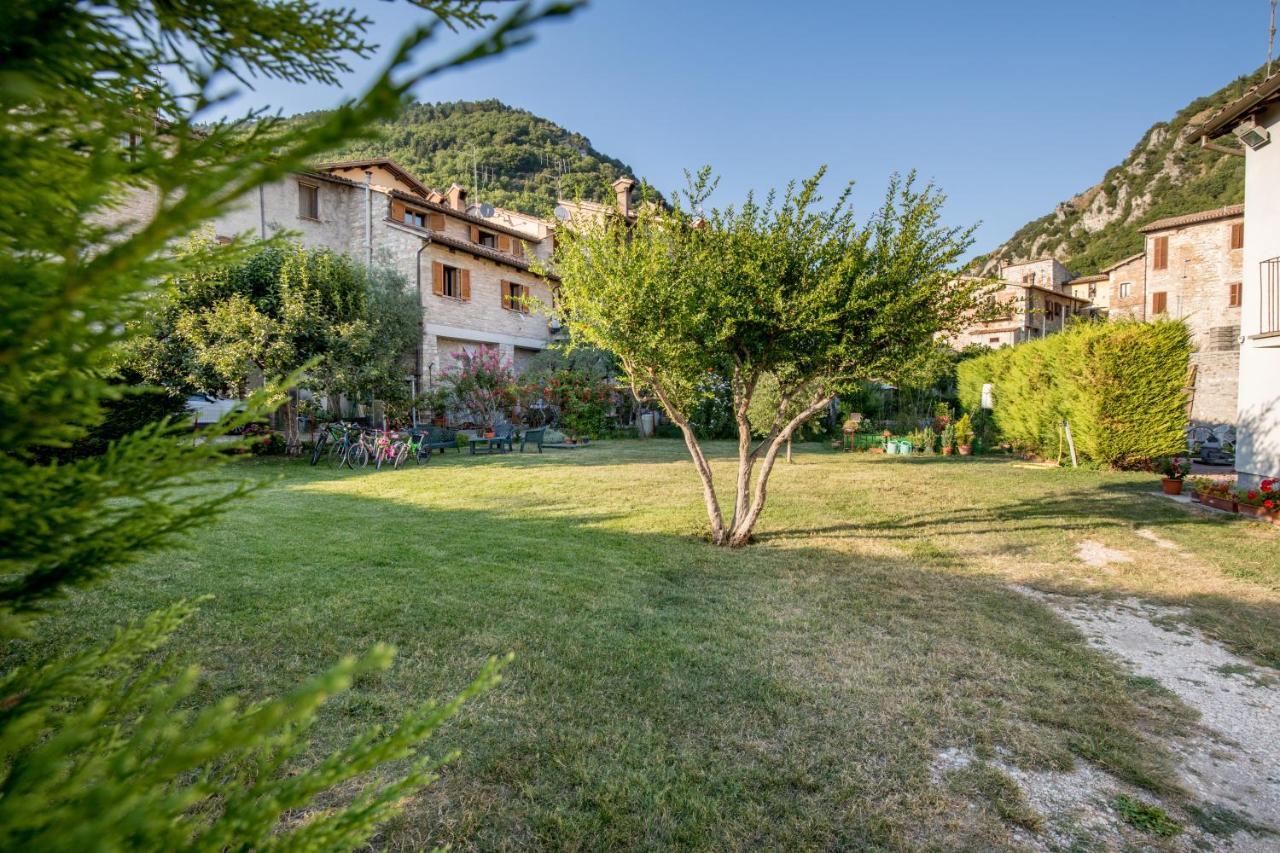 Borgo Santa Lucia Apartment With Private Parking & Garden Gubbio Exterior photo