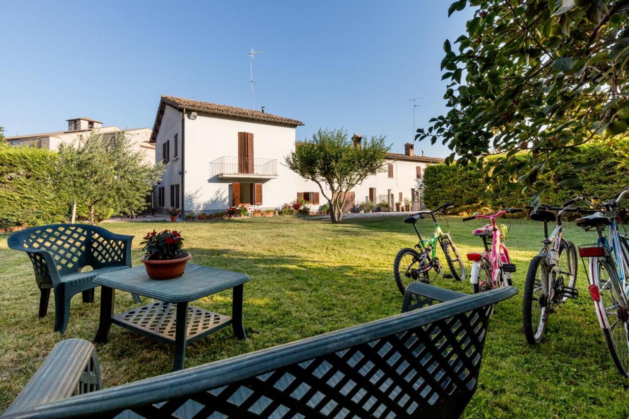 Borgo Santa Lucia Apartment With Private Parking & Garden Gubbio Exterior photo